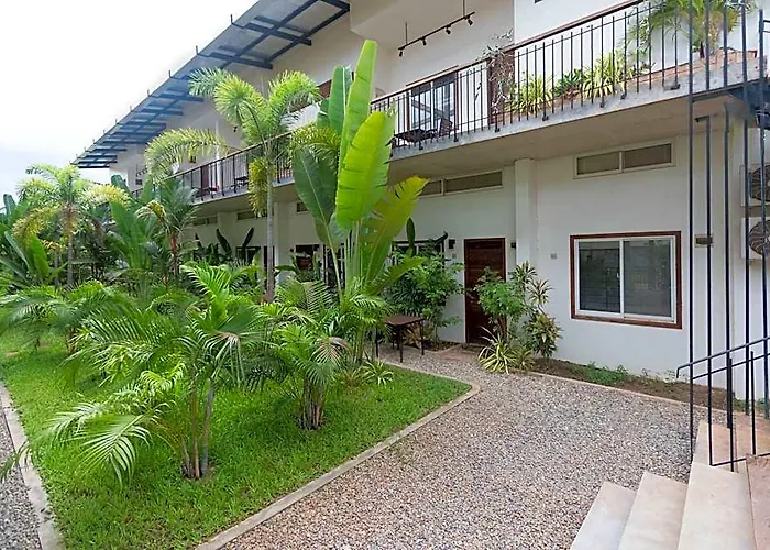 Spacious One Bedroom Apartment- Like Setting