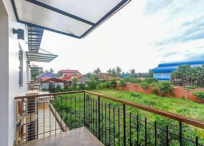 Apartment Spacious One Bedroom Apartment- Like Setting Siem Reap